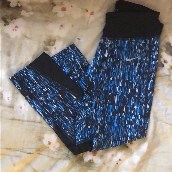 Nike leggings - Picture 1 of 2